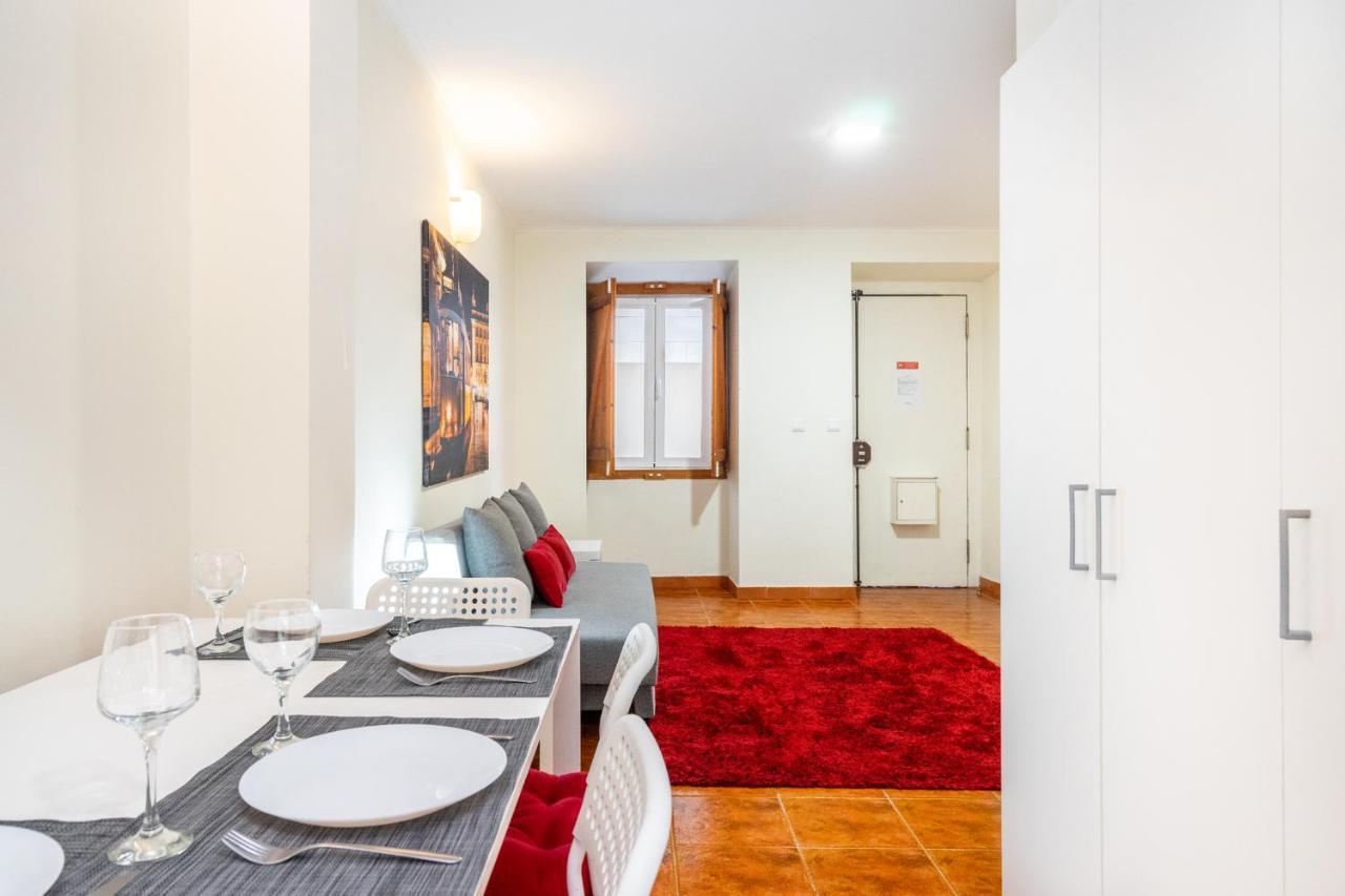 Lisboa, Lisbon, Charming Patio House, , Wifi, Air Conditioning, Near Metro, By Ig Lejlighed Lisboa